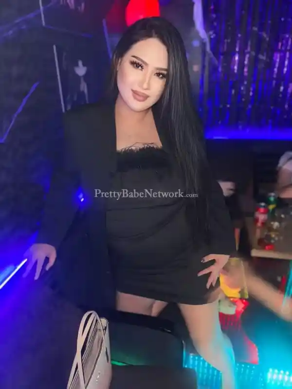 Reem Cubby Thai Lady, Who Squirts a Lot